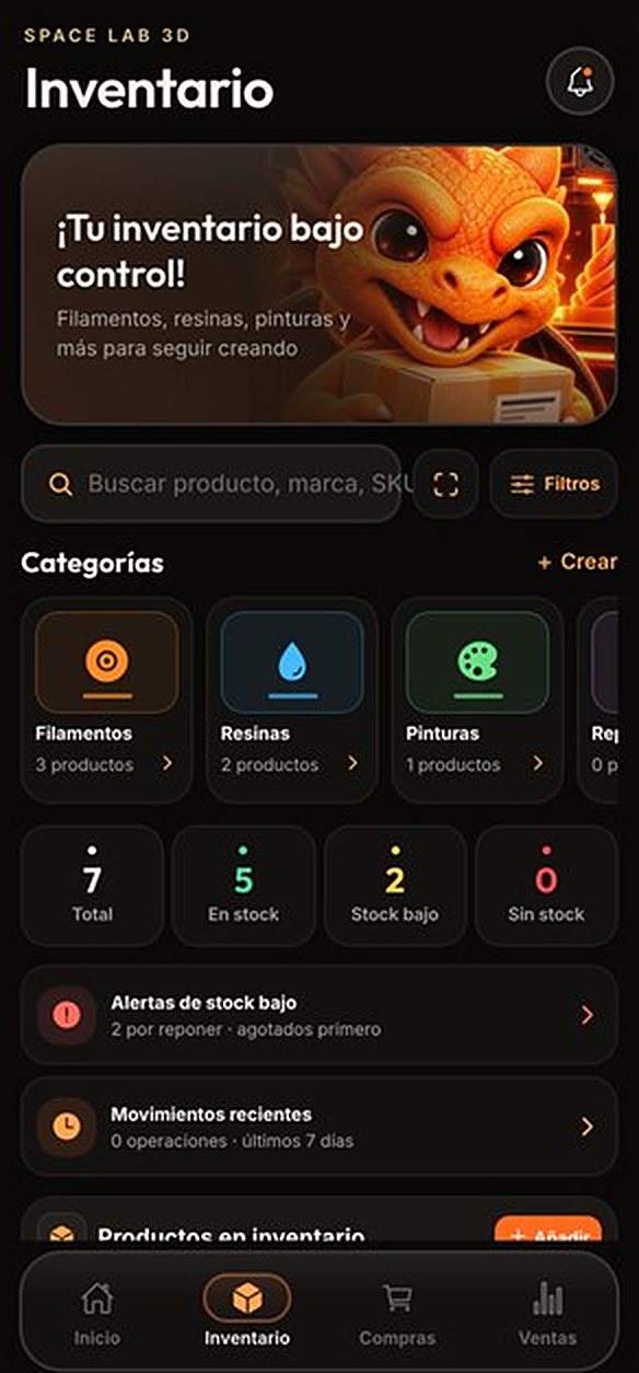 Pantalla Inventario de SPACE LAB CONTROL: organiza filamentos, resinas, pinturas e insumos por categoría, busca por marca o SKU, escanea códigos y revisa las alertas de stock bajo.